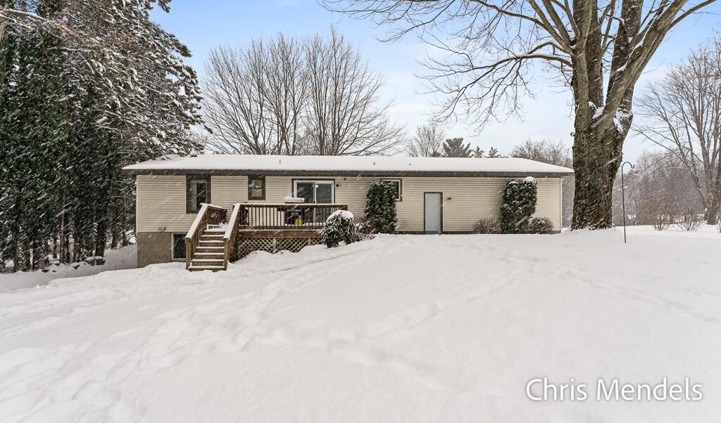 Photo of 14506 Lincoln Street, Grand Haven, MI 49417 (MLS # 25060712)