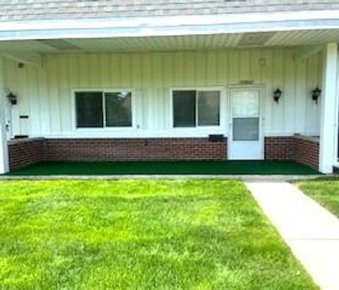 23004 Doremus Street Unit 2, Saint Clair Shores, MI 48080 - MLS#: 25020295