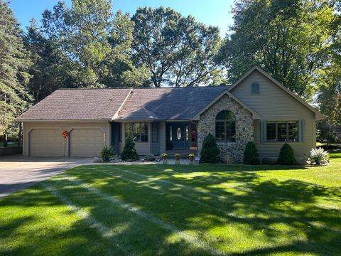 Photo of 6679 W Timber Lane, Ludington, MI 49431 (MLS # 26008042)