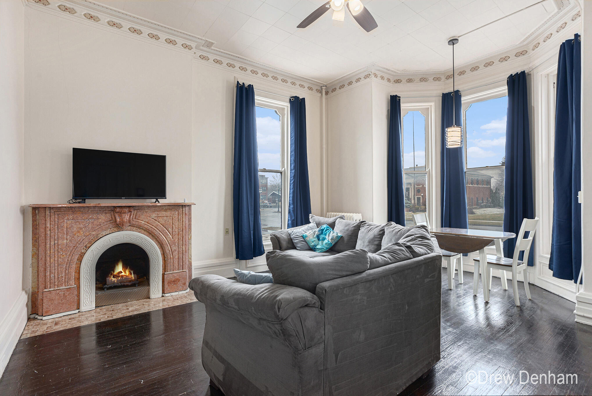 701 Center Avenue