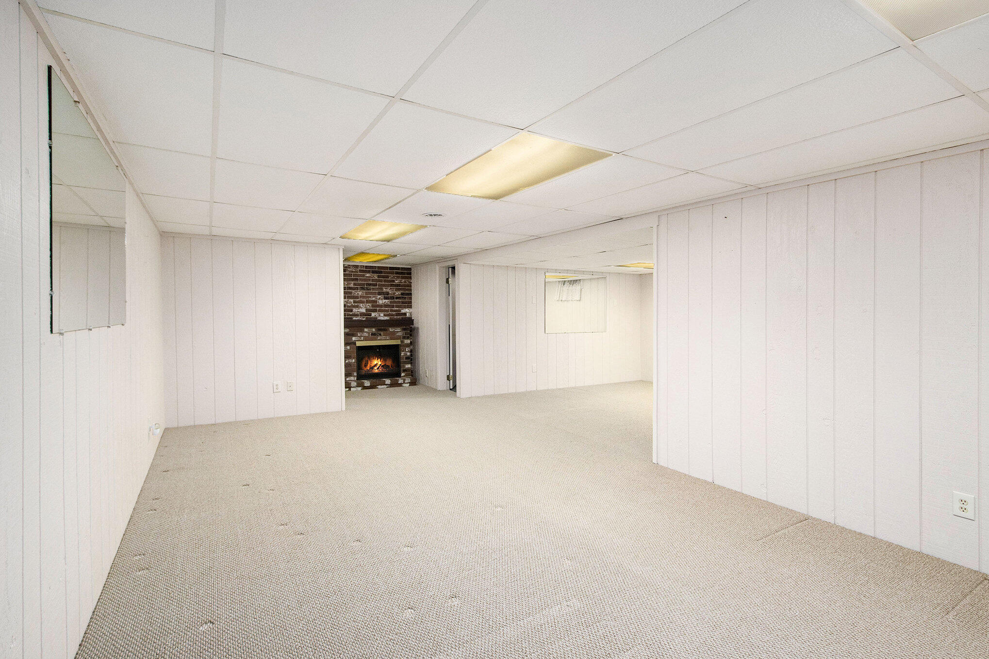 Colon, Michigan 49040, United States, 2 Bedrooms Bedrooms, ,2 BathroomsBathrooms,Residential,Pending,146588