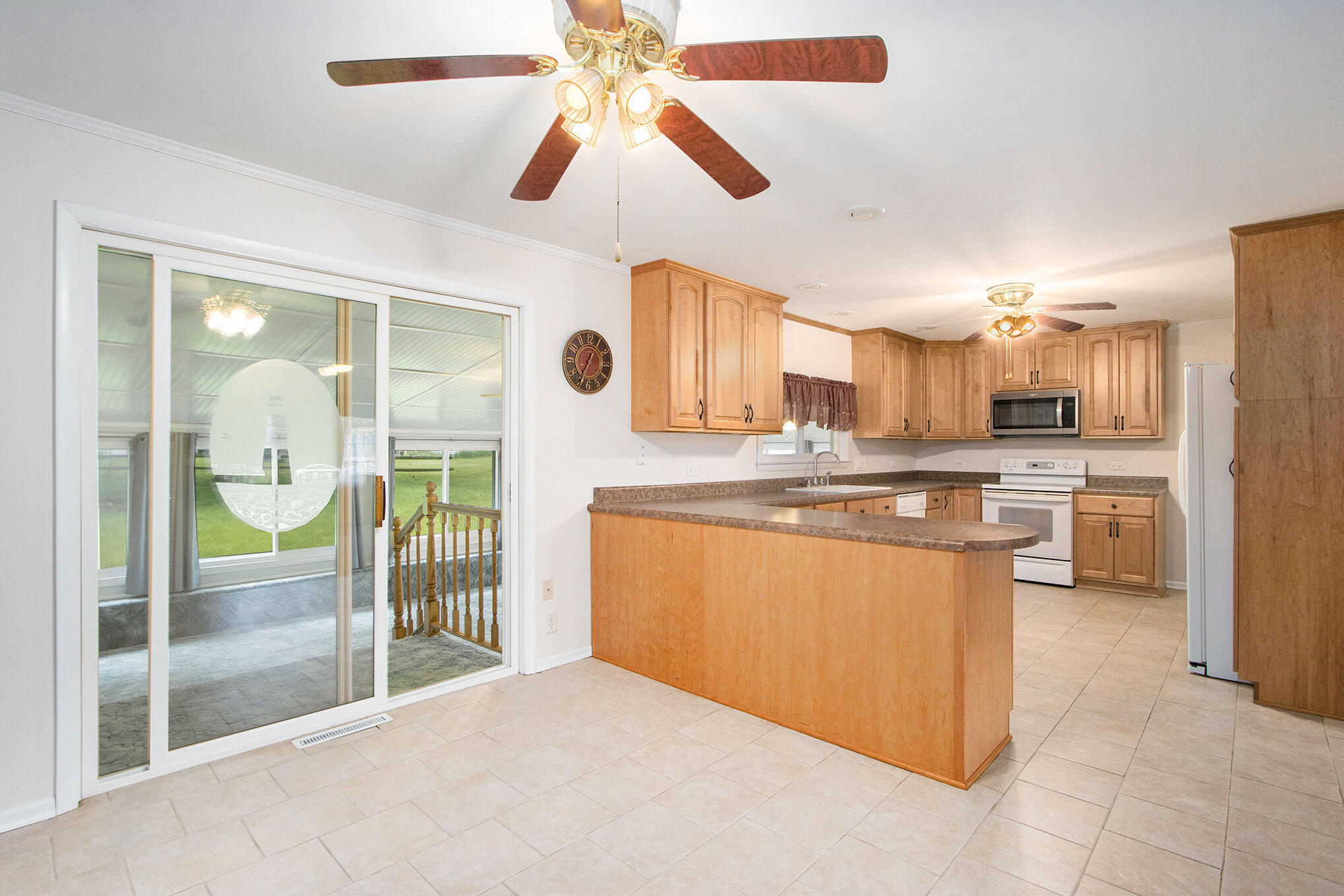 Colon, Michigan 49040, United States, 2 Bedrooms Bedrooms, ,2 BathroomsBathrooms,Residential,Pending,146588