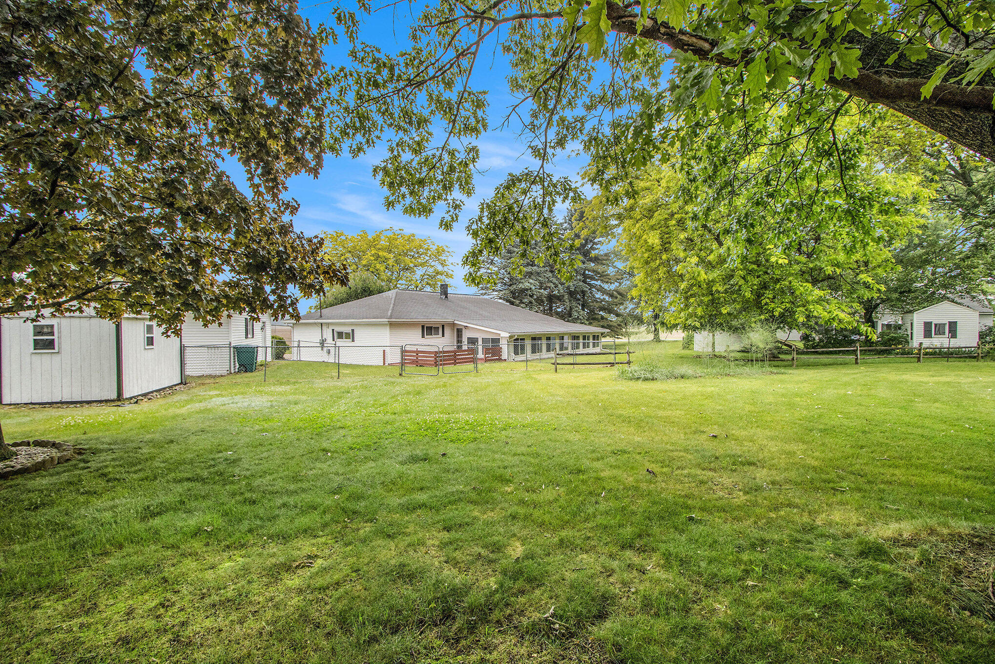 Colon, Michigan 49040, United States, 2 Bedrooms Bedrooms, ,2 BathroomsBathrooms,Residential,Pending,146588