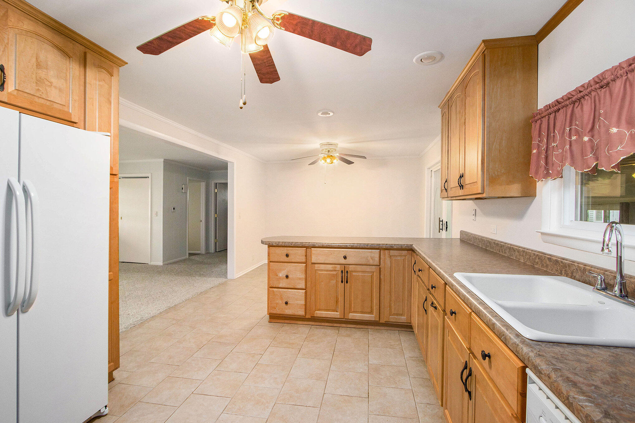 Colon, Michigan 49040, United States, 2 Bedrooms Bedrooms, ,2 BathroomsBathrooms,Residential,Pending,146588