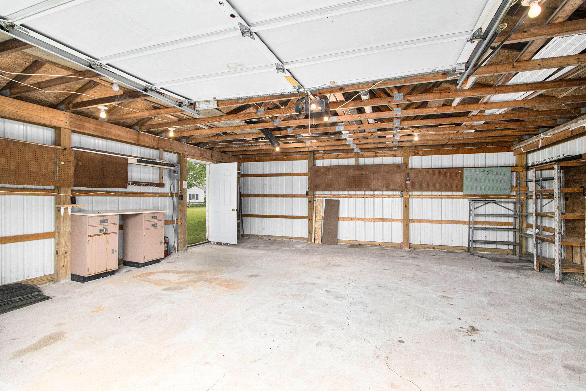 Colon, Michigan 49040, United States, 2 Bedrooms Bedrooms, ,2 BathroomsBathrooms,Residential,Pending,146588