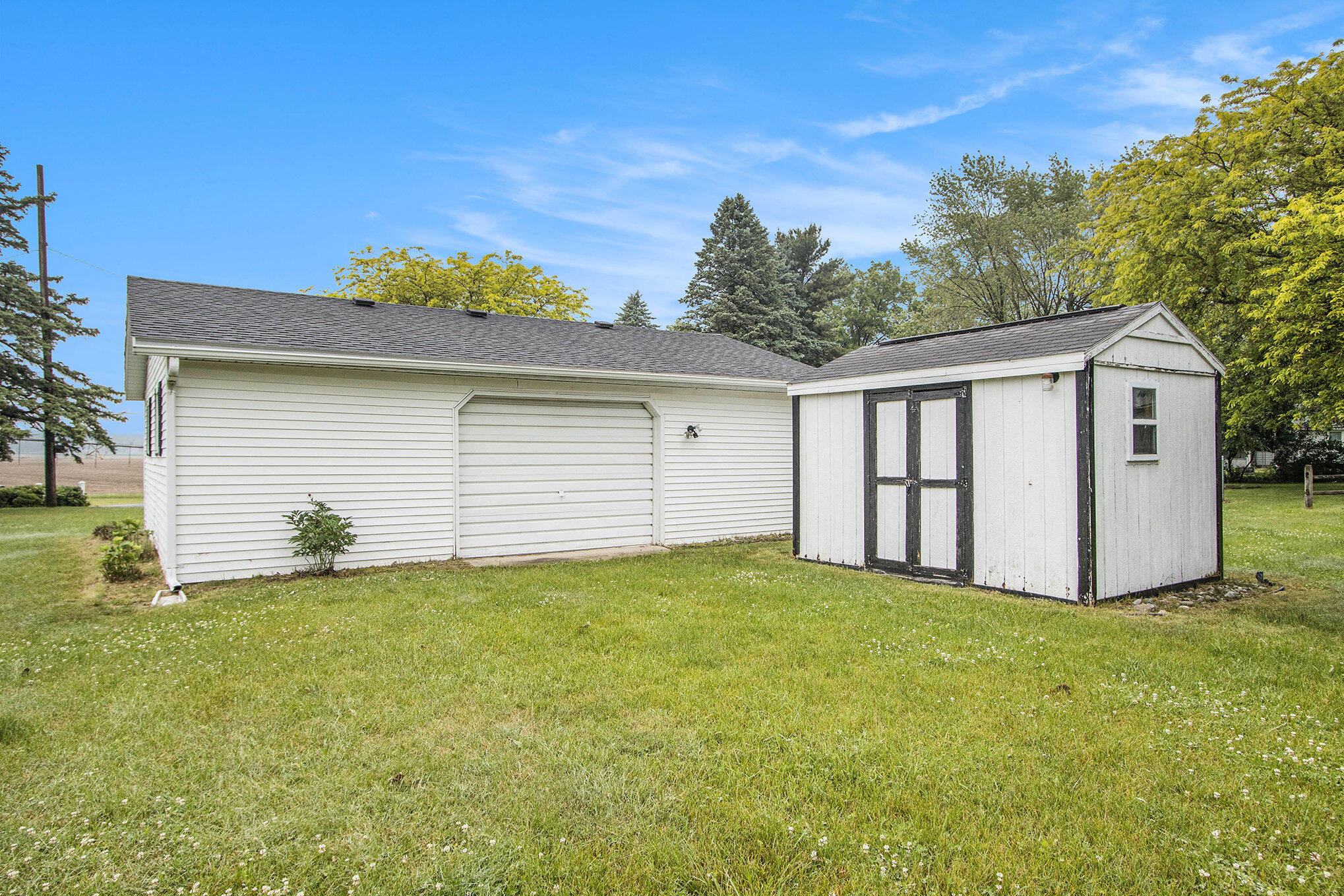 Colon, Michigan 49040, United States, 2 Bedrooms Bedrooms, ,2 BathroomsBathrooms,Residential,Pending,146588