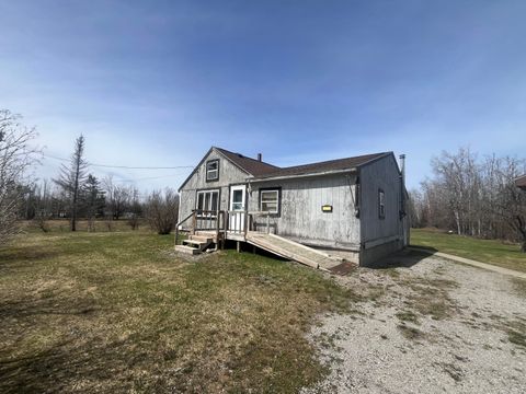 Photo of 11492 Maple Lane Road, Posen, MI 49776 (MLS # 26017465)