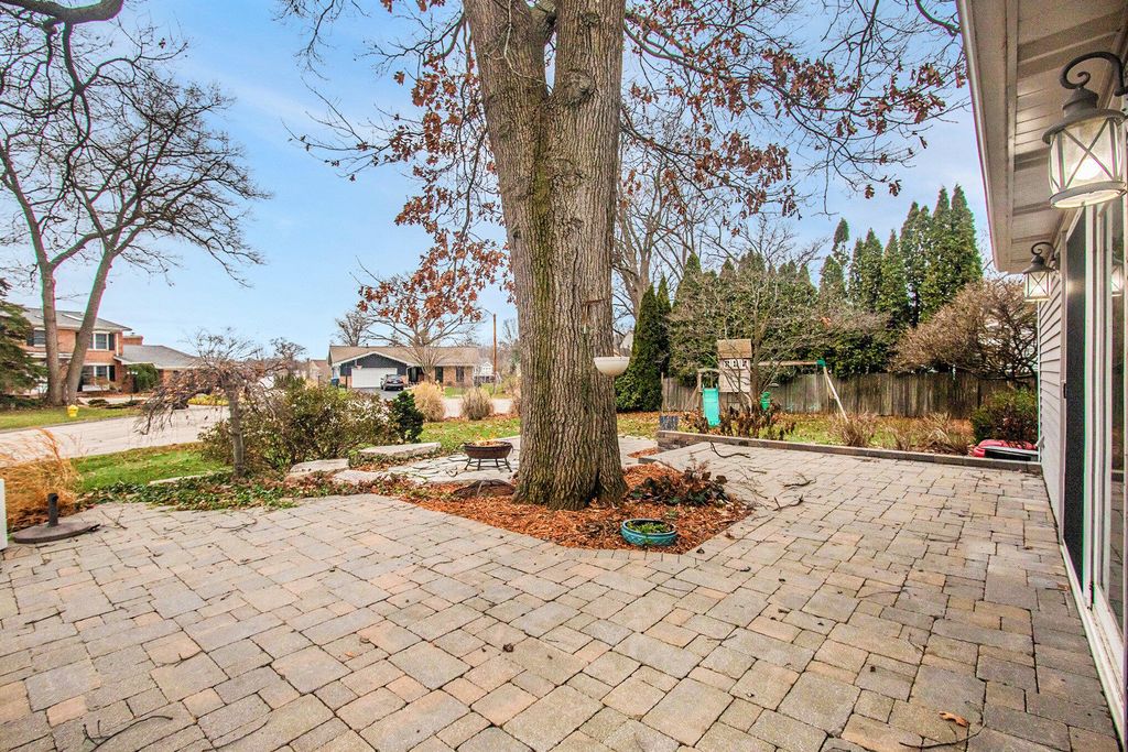 Photo of 16118 Harbor View Drive, Spring Lake, MI 49456 (MLS # 26012137)