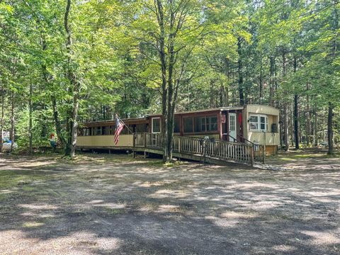 Photo of 10450 N Tuttle Road, Free Soil, MI 49411 (MLS # 25045175)