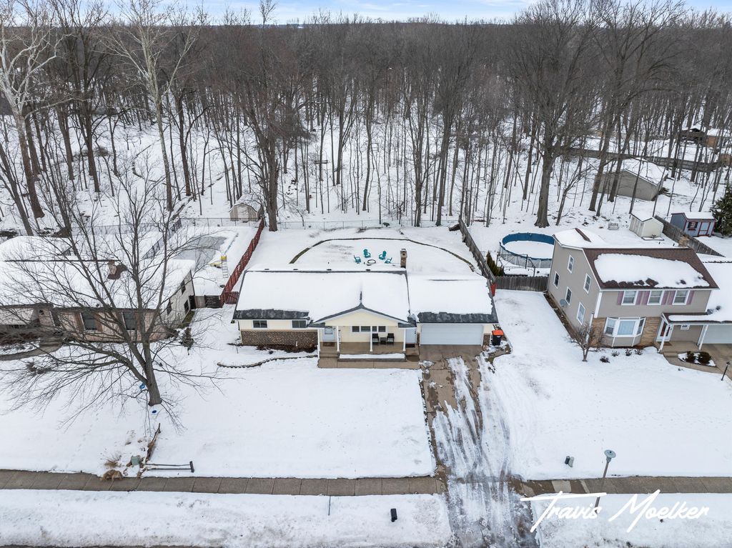 Photo of 2953 Willow Creek Drive SW, Grandville, MI 49418 (MLS # 26005114)