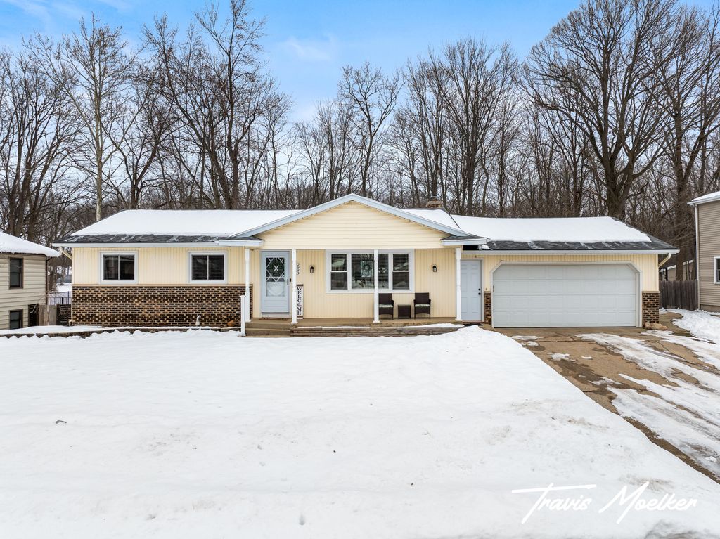 Photo of 2953 Willow Creek Drive SW, Grandville, MI 49418 (MLS # 26005114)