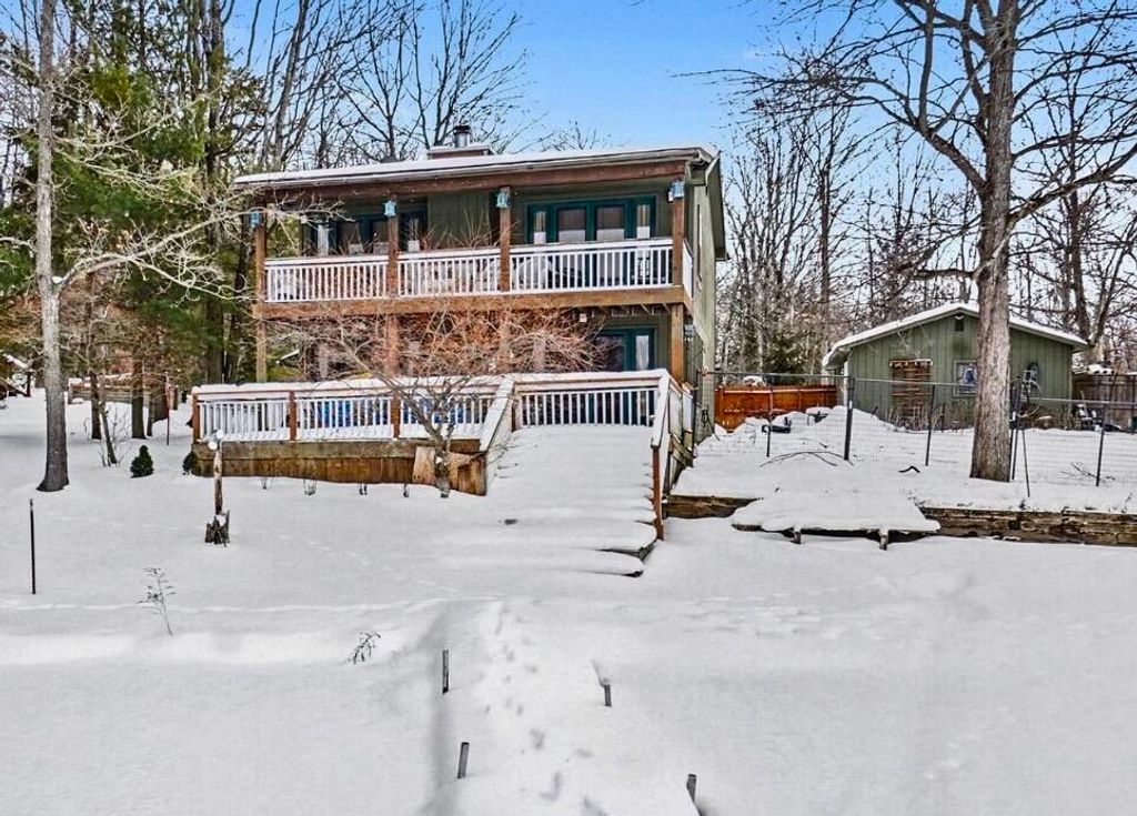 Photo of 275 Negaunee Lake Drive, Evart, MI 49631 (MLS # 26004990)