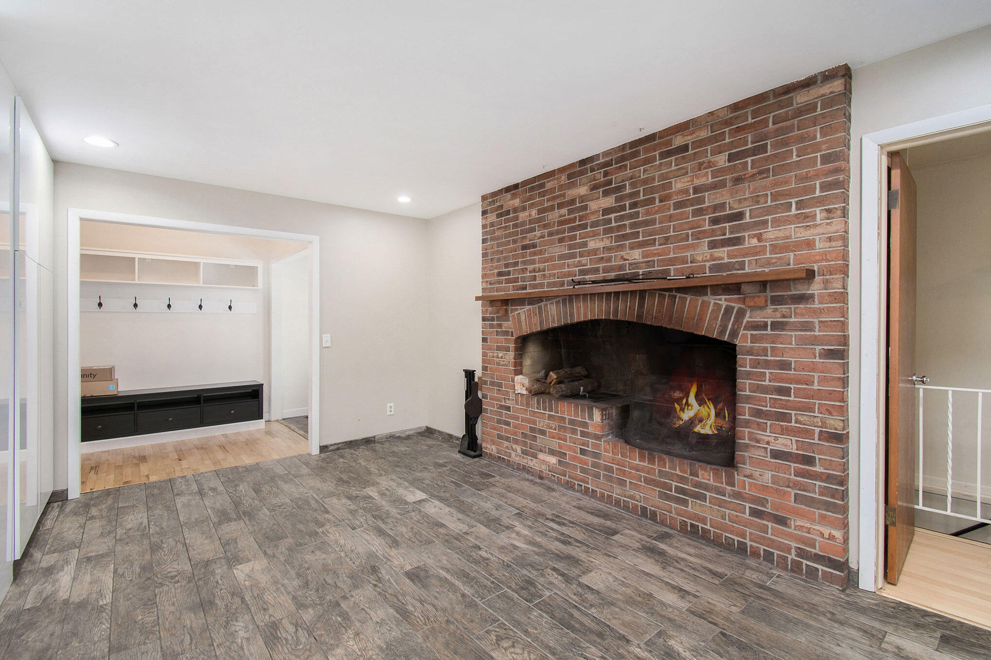 Richland, Michigan 49083, United States, 4 Bedrooms Bedrooms, ,3 BathroomsBathrooms,Residential,Active,166390