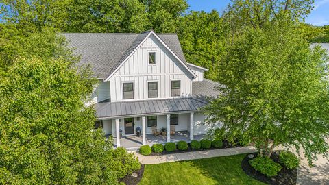 2377 Lake Birch Court NE Grand Rapids MI 49525
