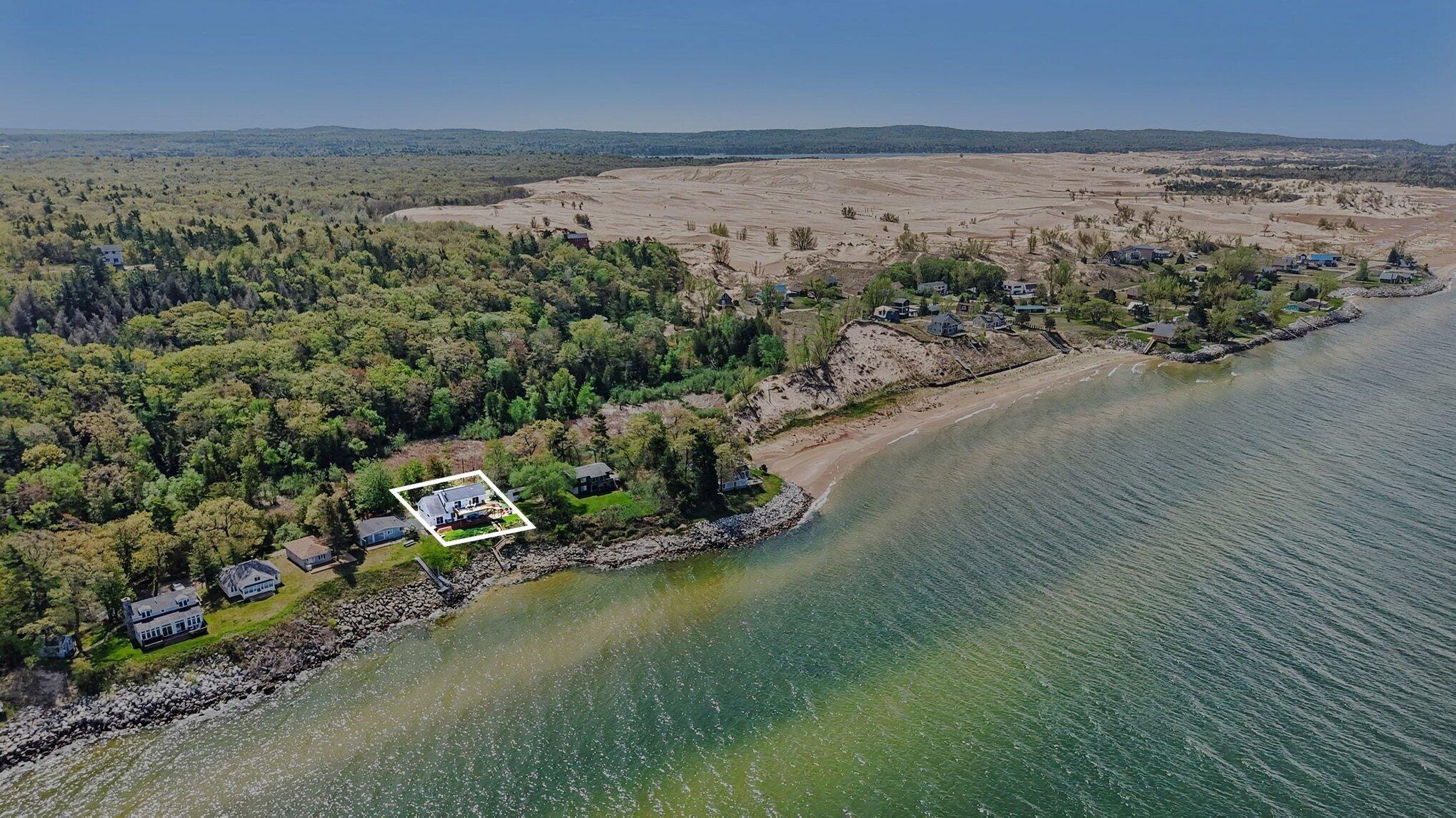 3053 N Lakeshore Drive