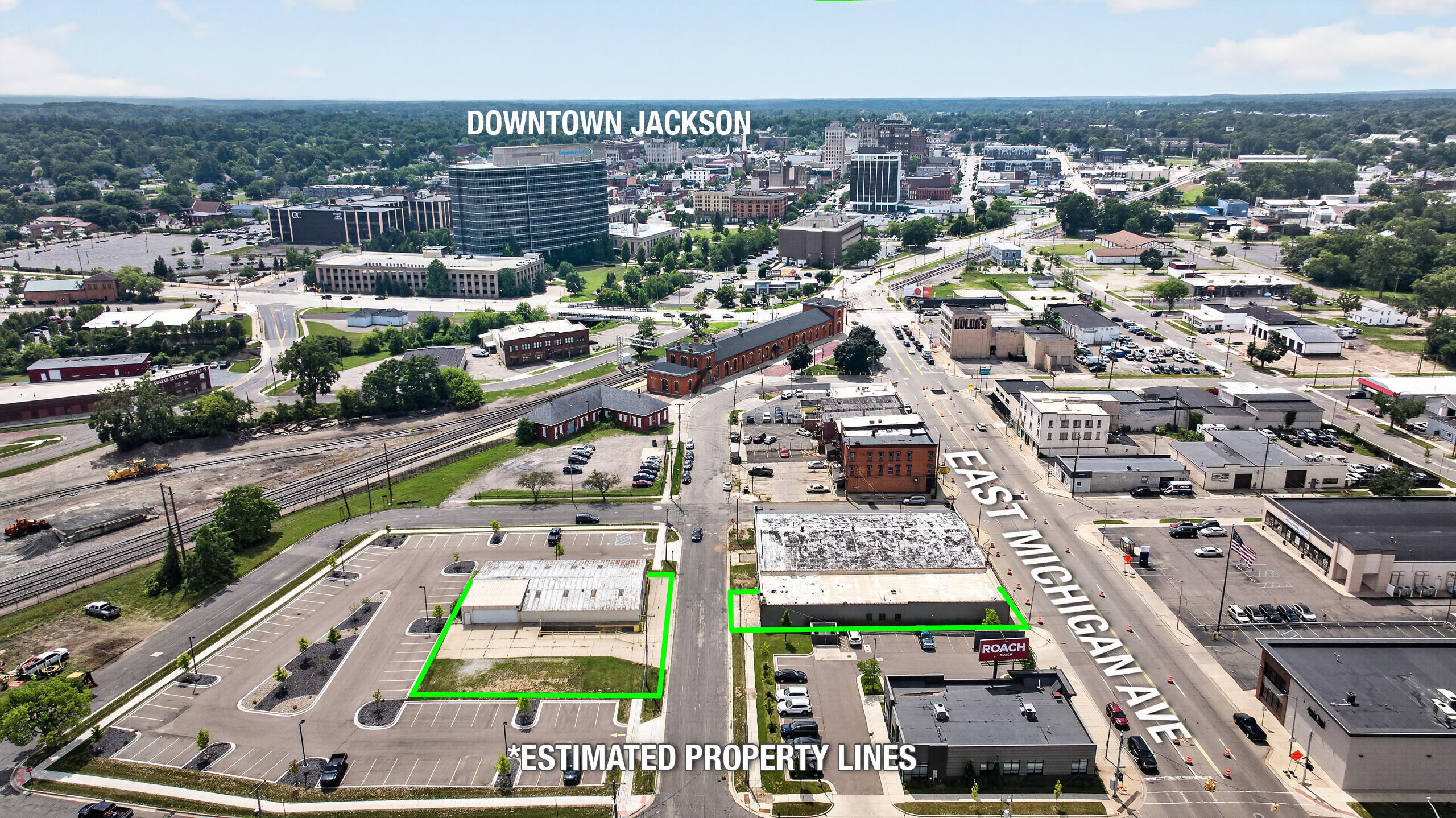Photo 1 of 17 — 711 E Michigan Avenue, Jackson, MI 49201