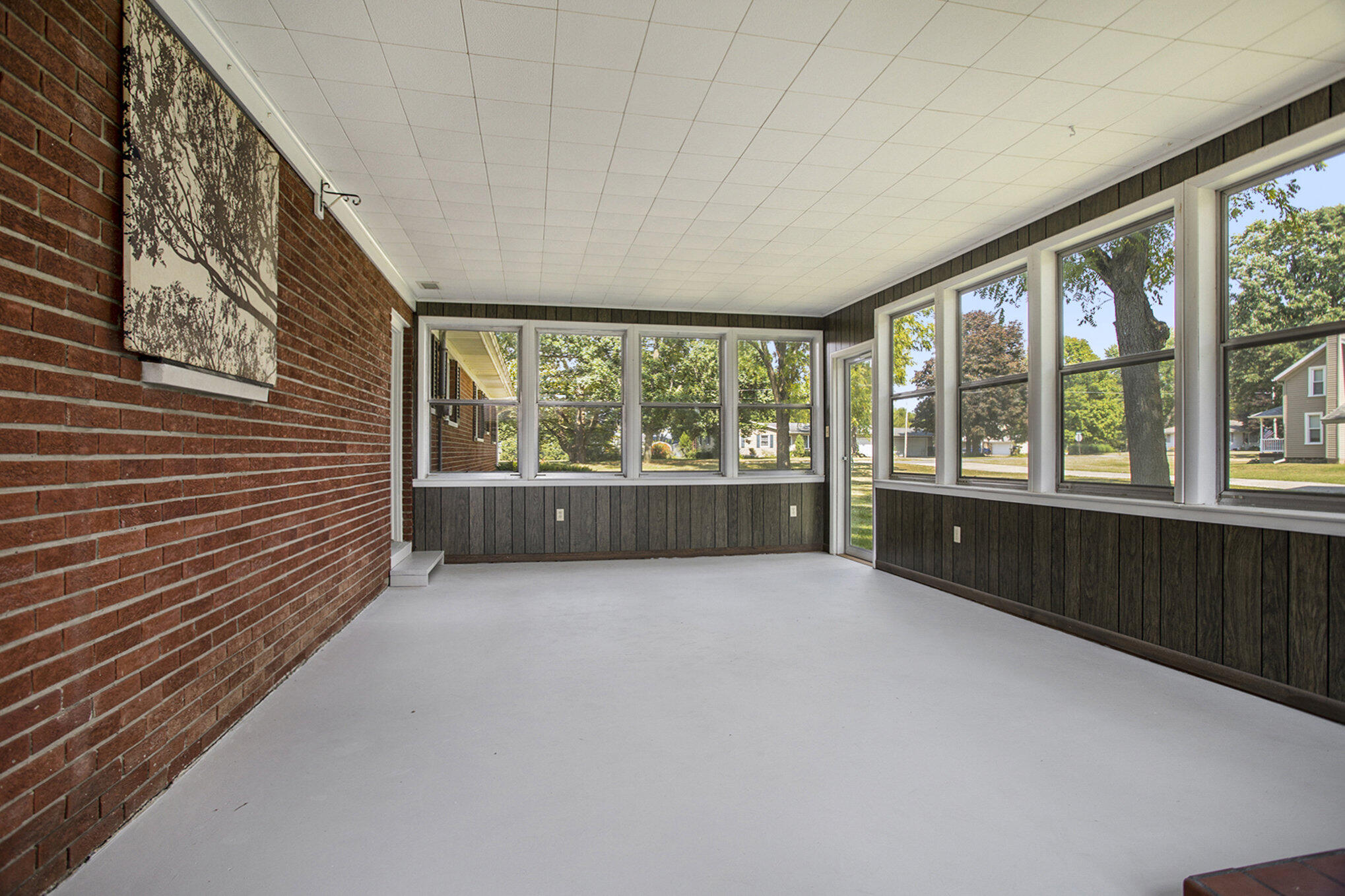 Union City, Michigan 49094, United States, 3 Bedrooms Bedrooms, ,2 BathroomsBathrooms,Residential,Pending,45085