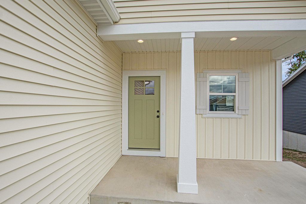 Photo of 2508 Gray Wolf Way, Muskegon, MI 49444 (MLS # 25060182)