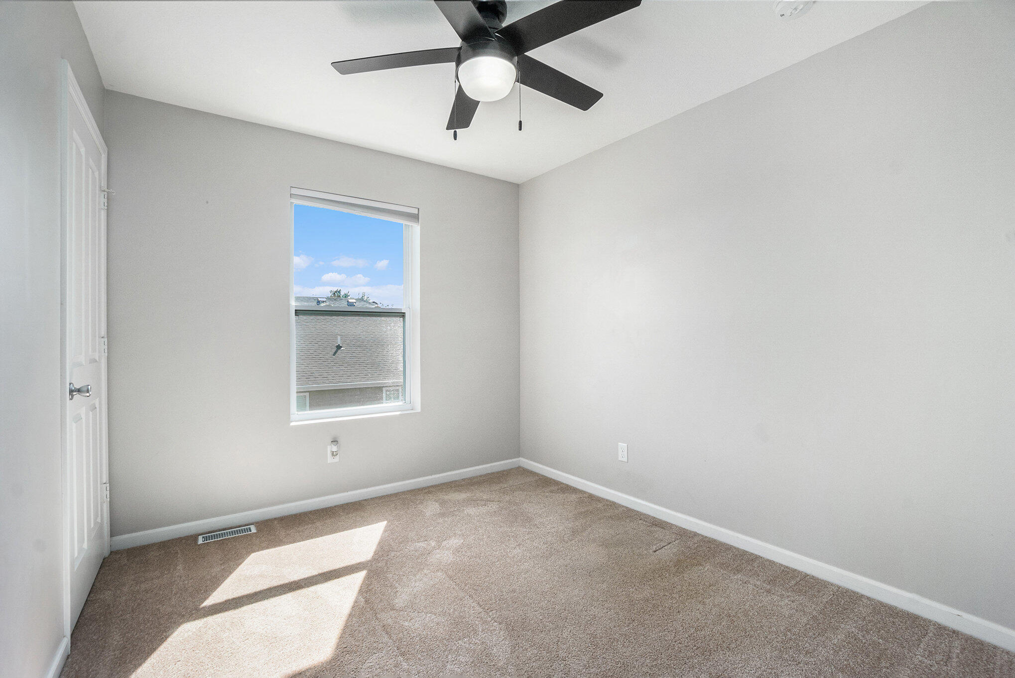 Kalamazoo, Michigan 49048, United States, 4 Bedrooms Bedrooms, ,3 BathroomsBathrooms,Residential,Active,209760