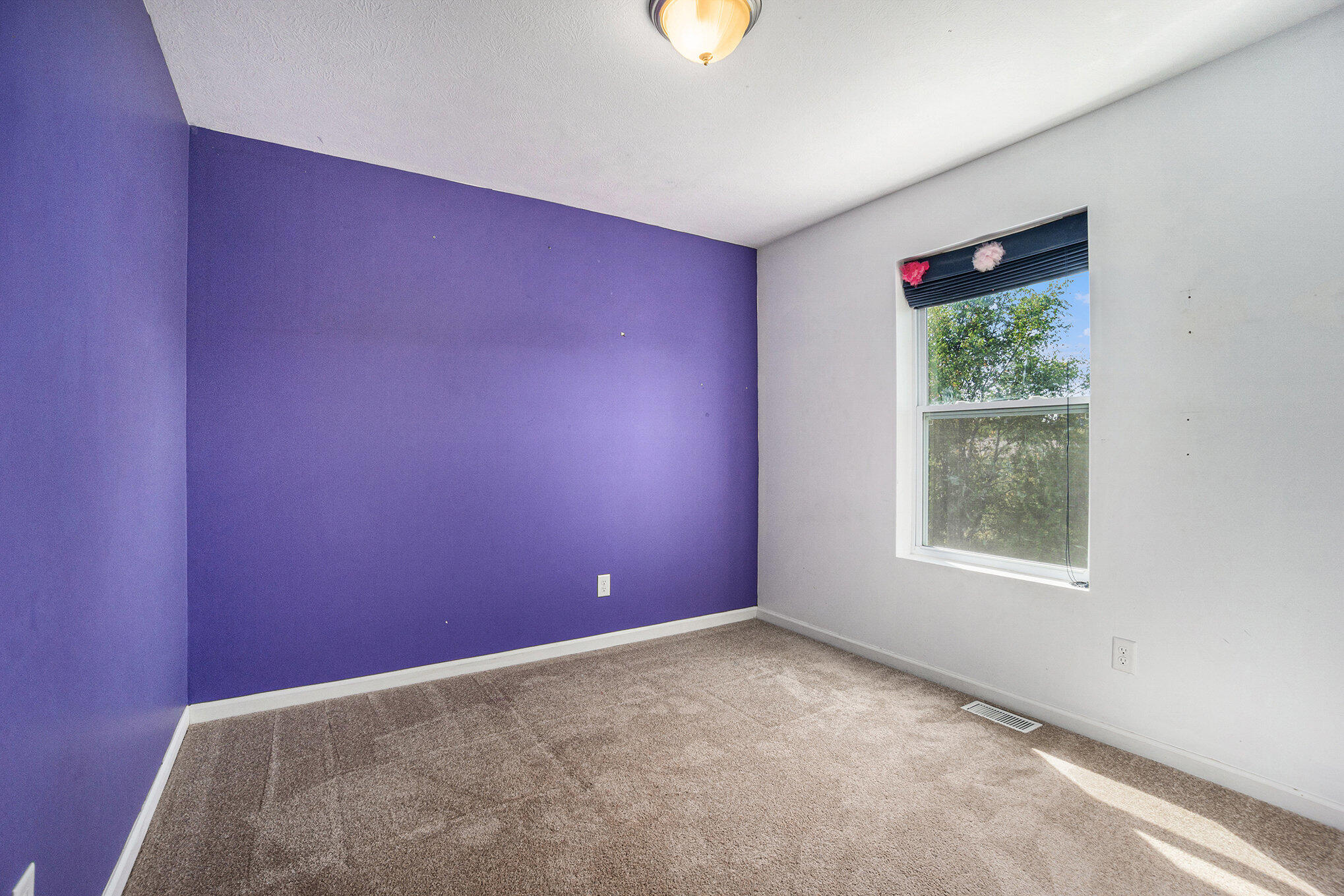 Kalamazoo, Michigan 49048, United States, 4 Bedrooms Bedrooms, ,3 BathroomsBathrooms,Residential,Active,209760