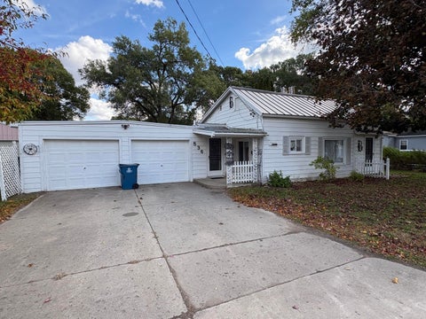 Photo for 836 N Cherry Street