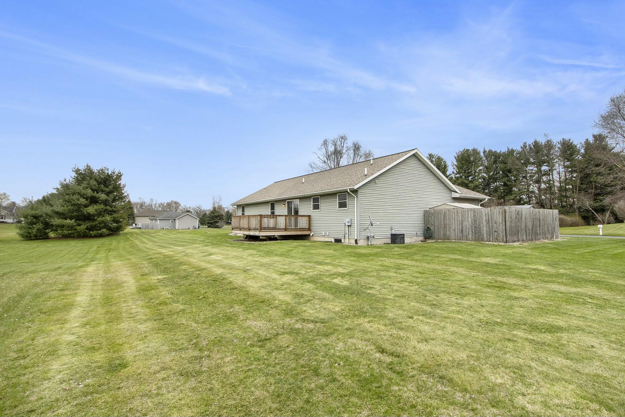 Schoolcraft, Michigan 49087, United States, 4 Bedrooms Bedrooms, ,4 BathroomsBathrooms,Residential,Pending,112126