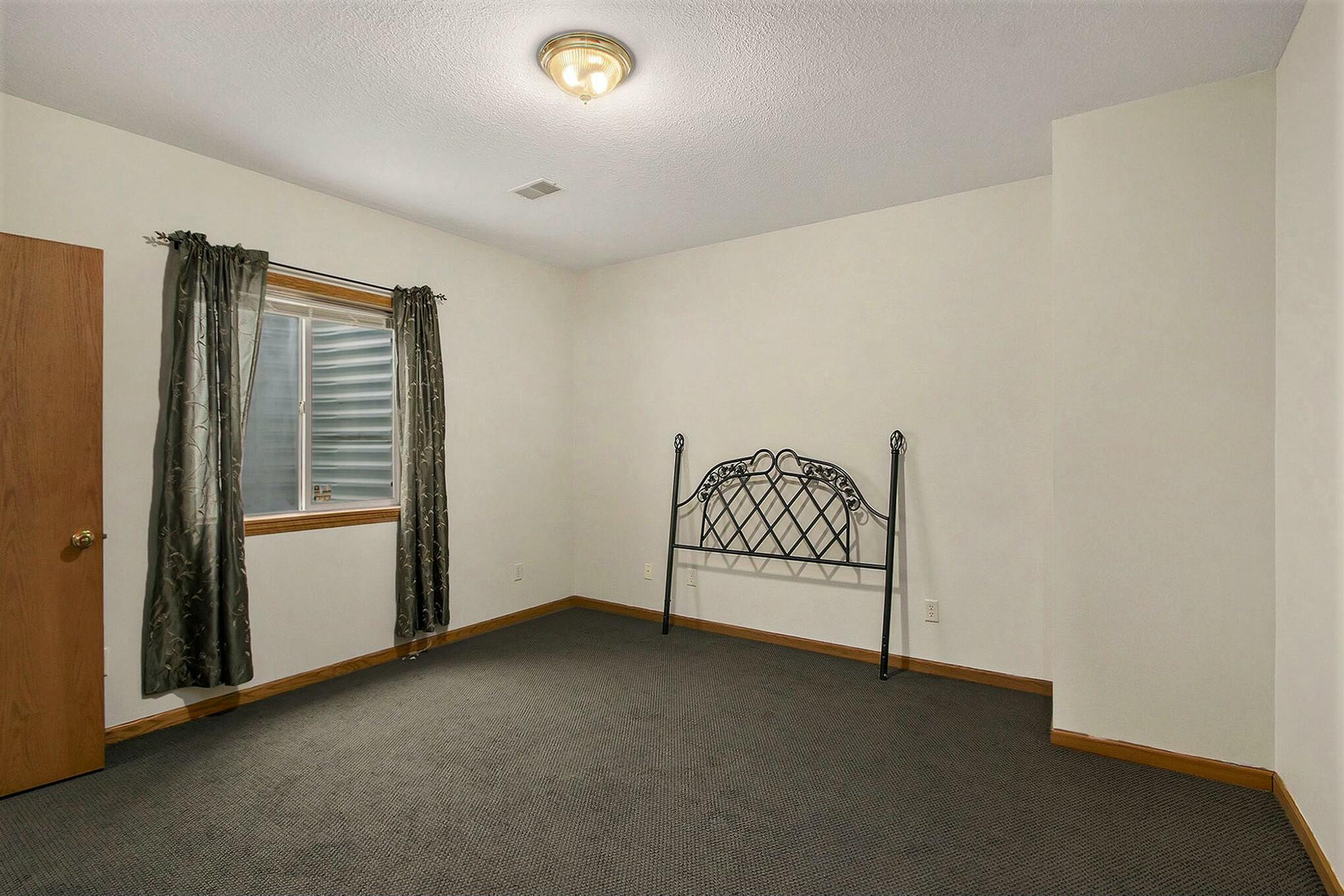 Schoolcraft, Michigan 49087, United States, 4 Bedrooms Bedrooms, ,4 BathroomsBathrooms,Residential,Pending,112126