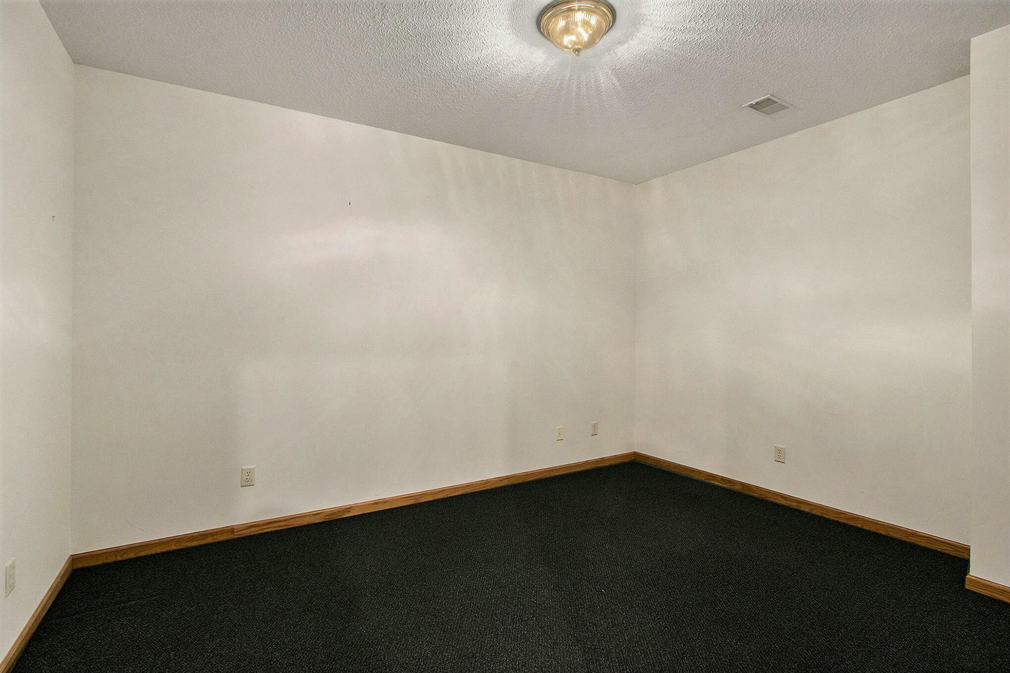 Schoolcraft, Michigan 49087, United States, 4 Bedrooms Bedrooms, ,4 BathroomsBathrooms,Residential,Pending,112126