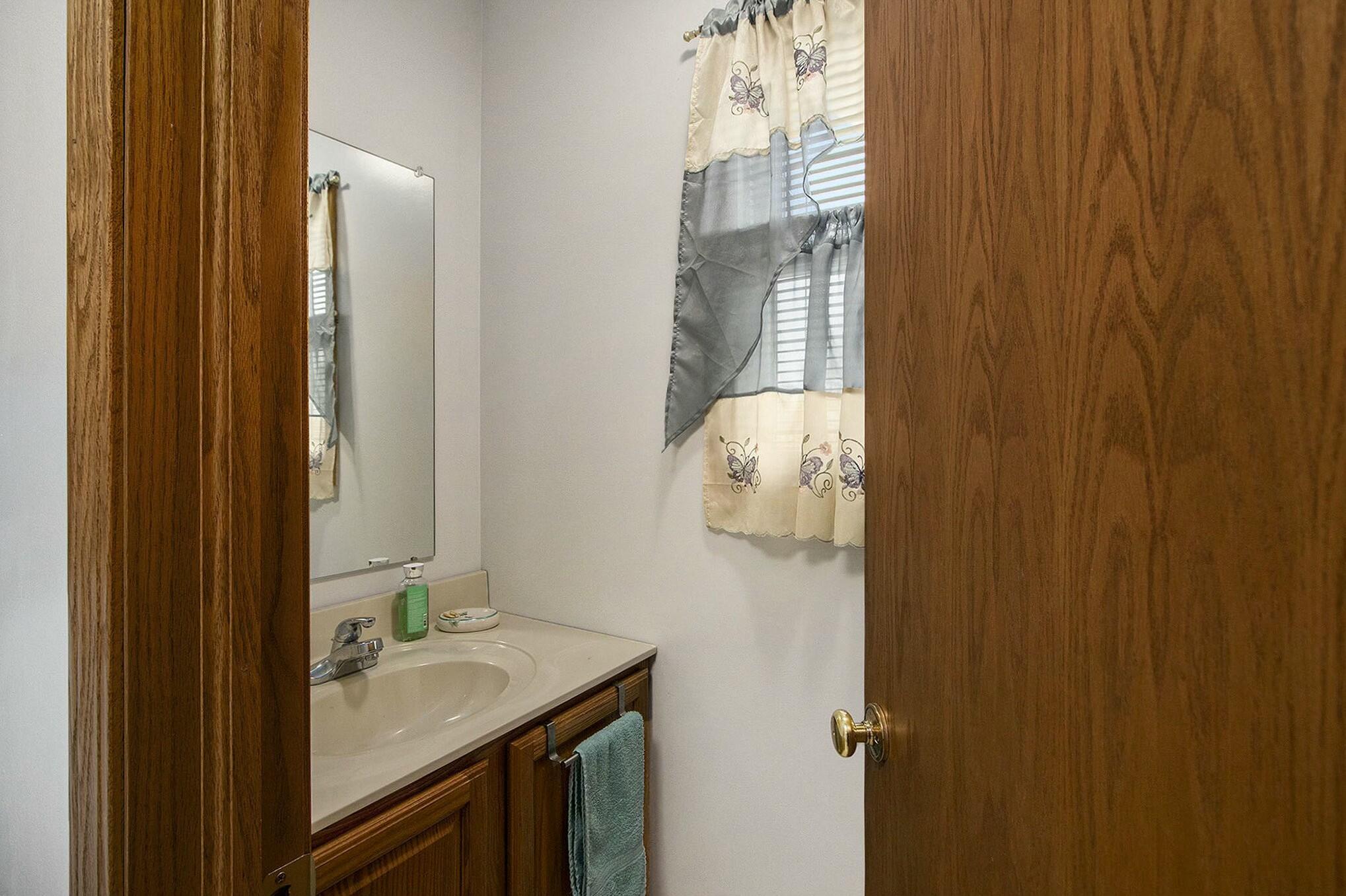 Schoolcraft, Michigan 49087, United States, 4 Bedrooms Bedrooms, ,4 BathroomsBathrooms,Residential,Pending,112126