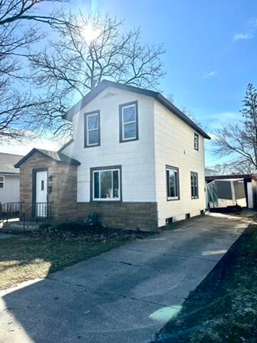 Photo of 240 W 13th Street, Holland, MI 49423 (MLS # 26008892)