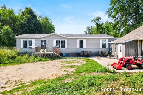 6831 190th Avenue Stanwood MI 49346
