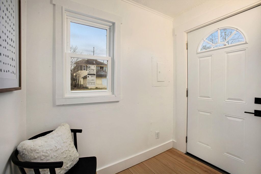 Photo of 1644 College Avenue SE, Grand Rapids, MI 49507 (MLS # 24001804)