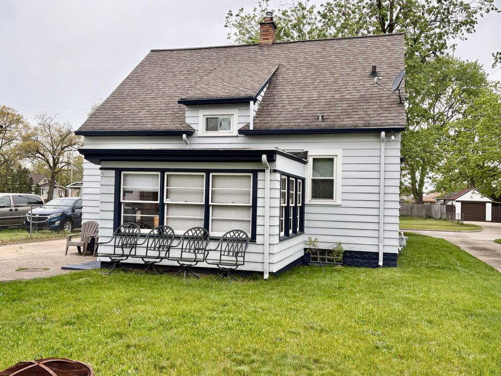 Photo of 972 Stevens Street, Muskegon, MI 49442 (MLS # 26023053)