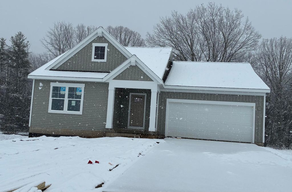 Photo of 1919 Lowe Drive, Spring Lake, MI 49456 (MLS # 26000357)