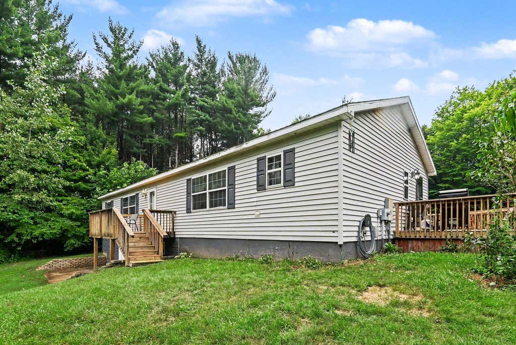 Photo of 6113 102nd Avenue, South Haven, MI 49090 (MLS # 26043076)
