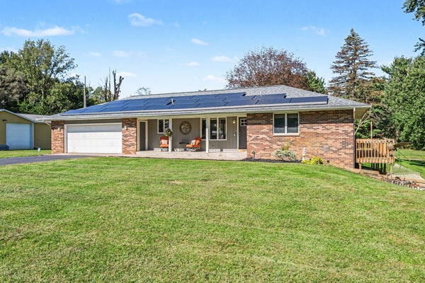 5593 E TU AVE, VICKSBURG, MI 49097 - Image 48bd2e5a17f0161a3b21d5a14c2d01f4/478600171