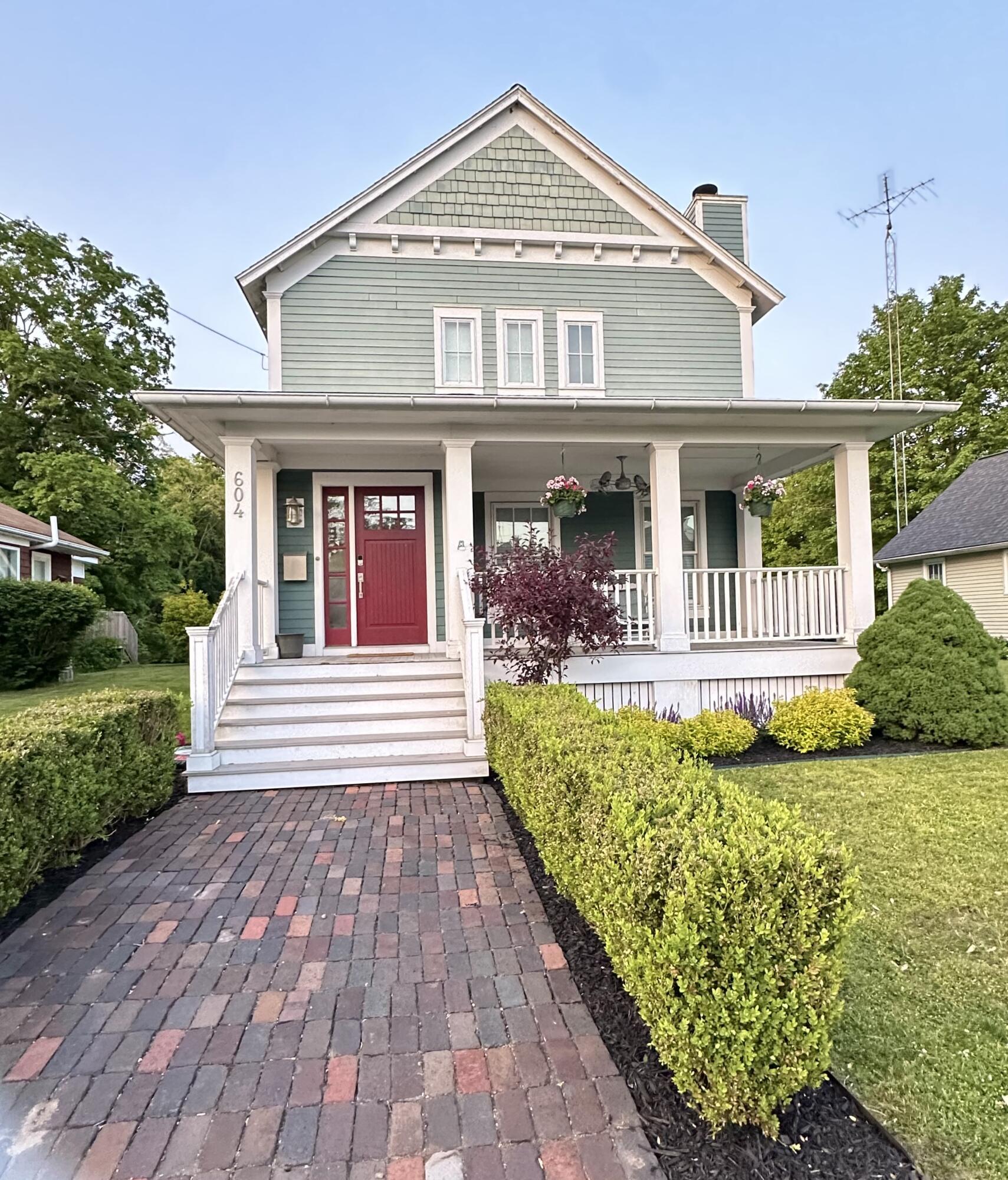 604 N Mechanic Street