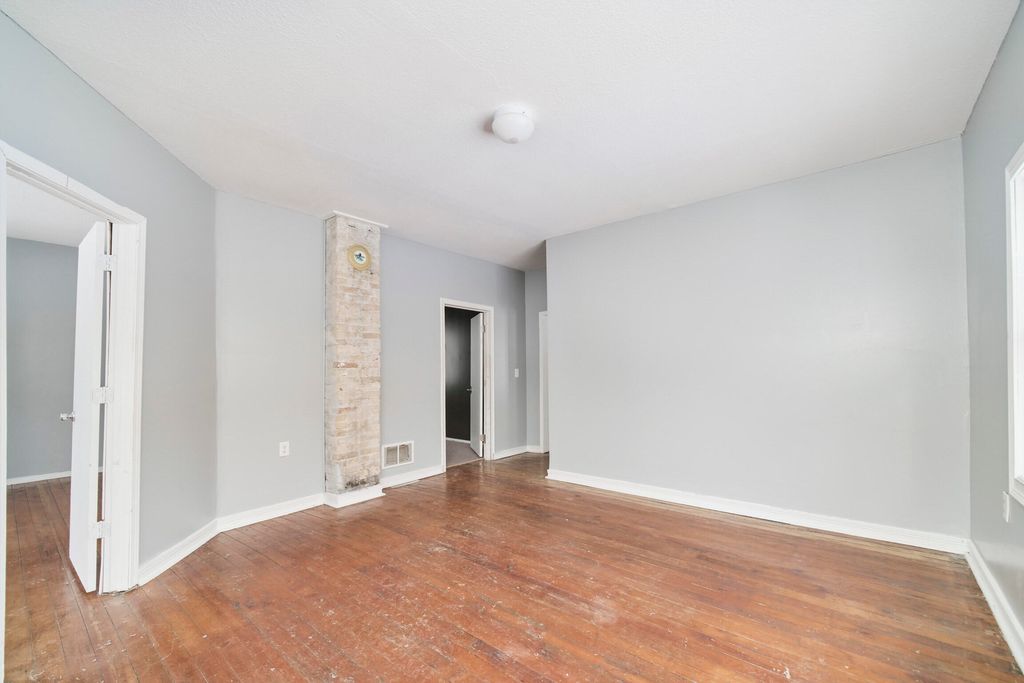 Photo of 112 Hancock Street, Manistee, MI 49660 (MLS # 26005556)