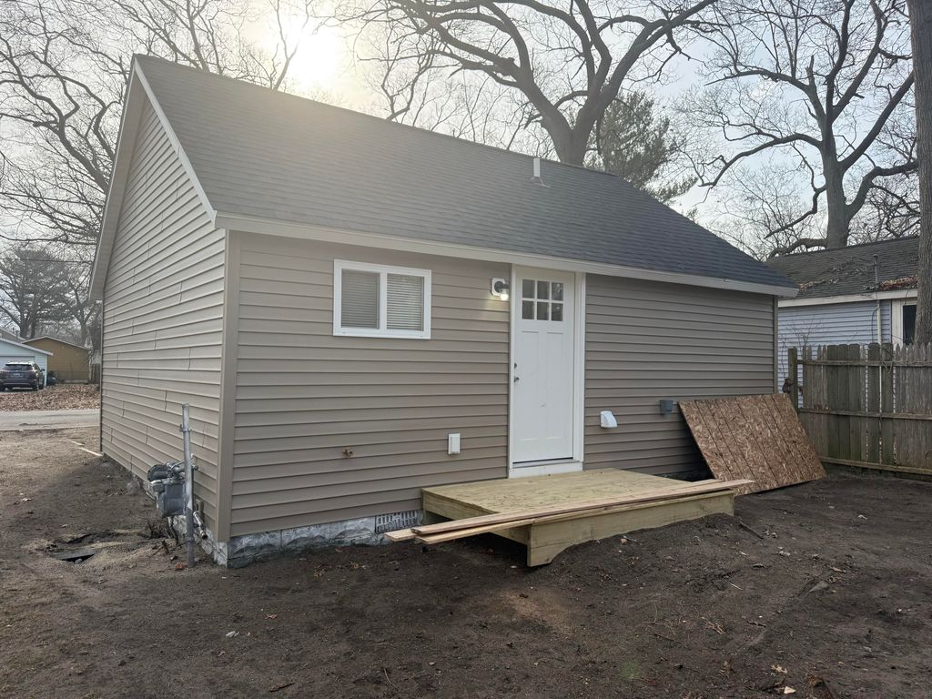 Photo of 3325 9th Street, Muskegon, MI 49444 (MLS # 26005363)