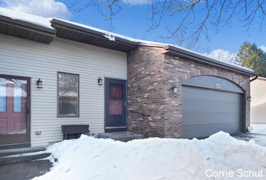 Photo of 3240 Arrowhead Arms Court SW, Grandville, MI 49418 (MLS # 26005806)