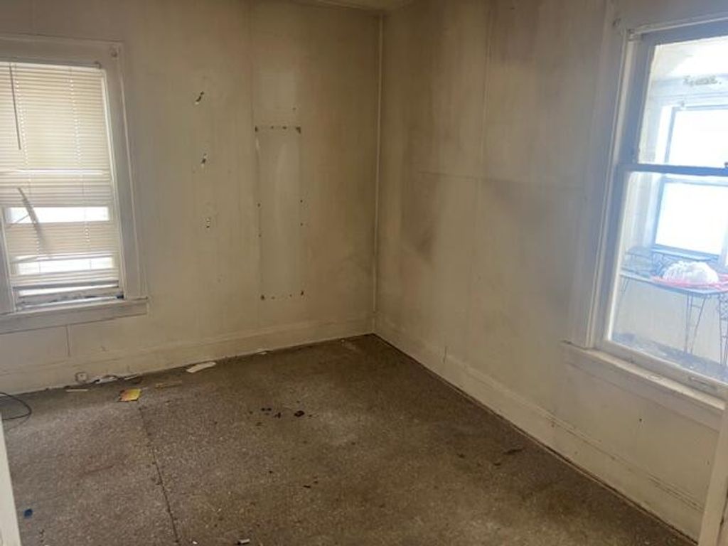 Photo of 2400 Reynolds Street, Muskegon, MI 49444 (MLS # 25061952)