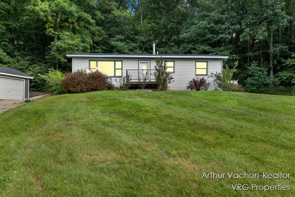 Photo of 9089 Fulton Street E, Ada, MI 49301 (MLS # 25041688)