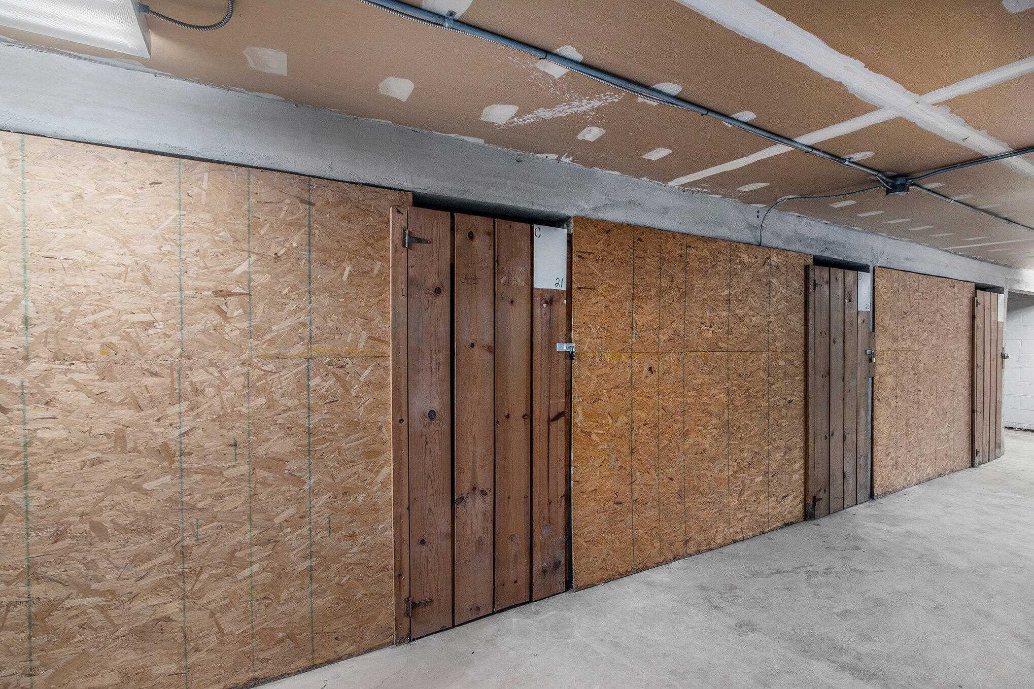 Kalamazoo, Michigan 49008, United States, 2 Bedrooms Bedrooms, ,1 BathroomBathrooms,Residential,Active,158824