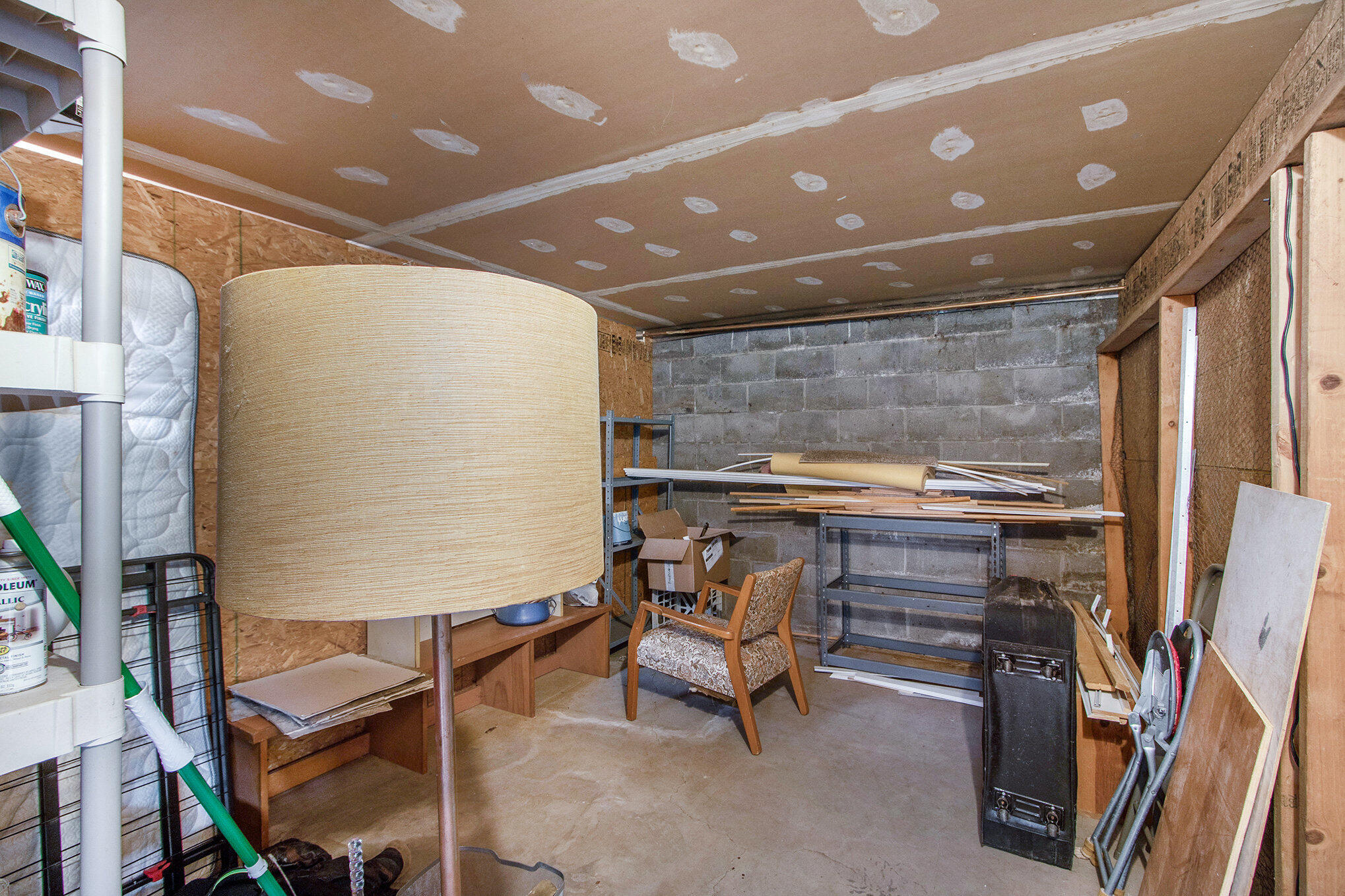 Kalamazoo, Michigan 49008, United States, 2 Bedrooms Bedrooms, ,1 BathroomBathrooms,Residential,Active,158824