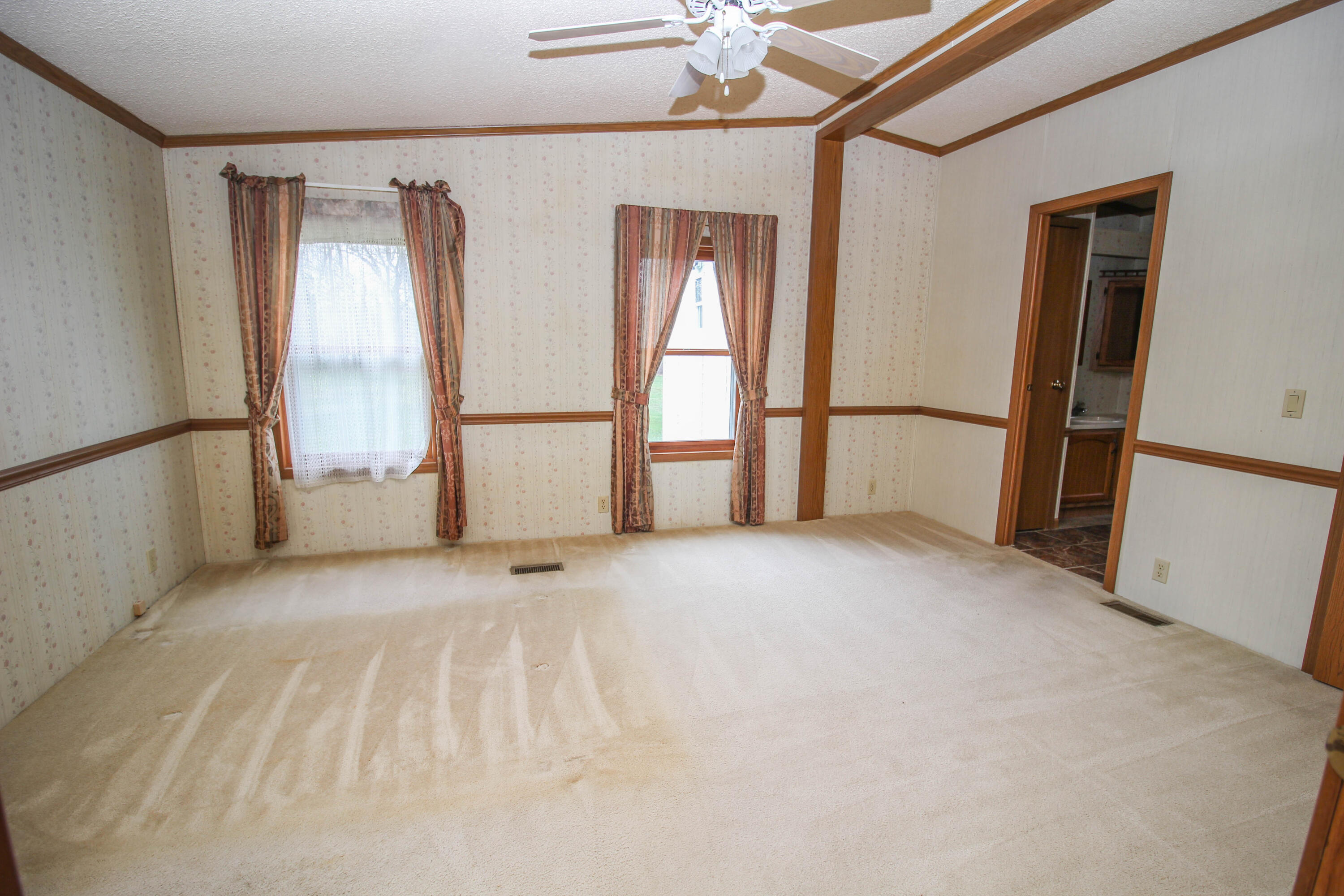 Photo 13 of 19 of 1244 Shiawassee River Road house