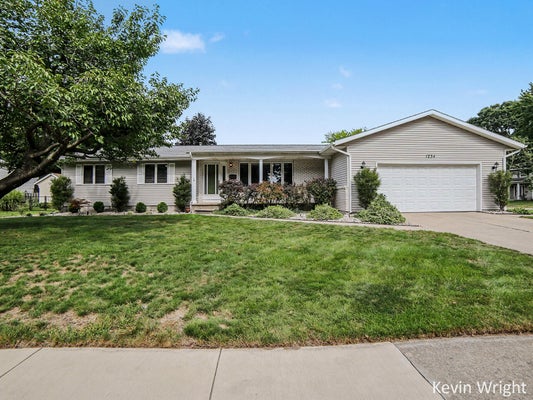 1234 KLOAP RD, MUSKEGON, MI 49441 - Image 4988230992d71bc9dbc669ea22df342d/3825601745