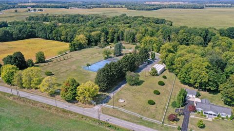 5563 Spring Creek Road Three Oaks MI 49128