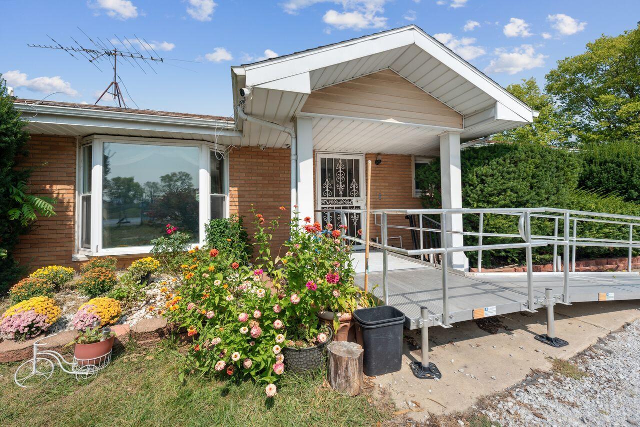5563 Spring Creek Road