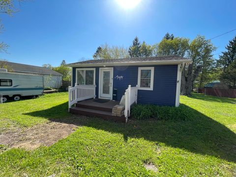 Photo of 5157 N William Street, Fountain, MI 49410 (MLS # 26023153)