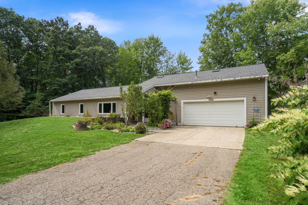 Photo of 18145 148th Avenue, Spring Lake, MI 49456 (MLS # 26043913)